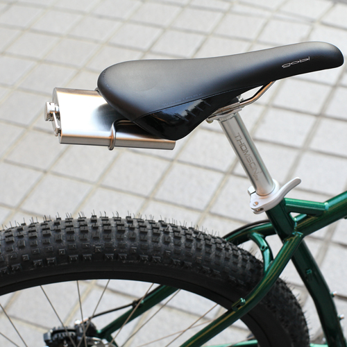 BLUE LUG / *KING CAGE* under saddle flask cage