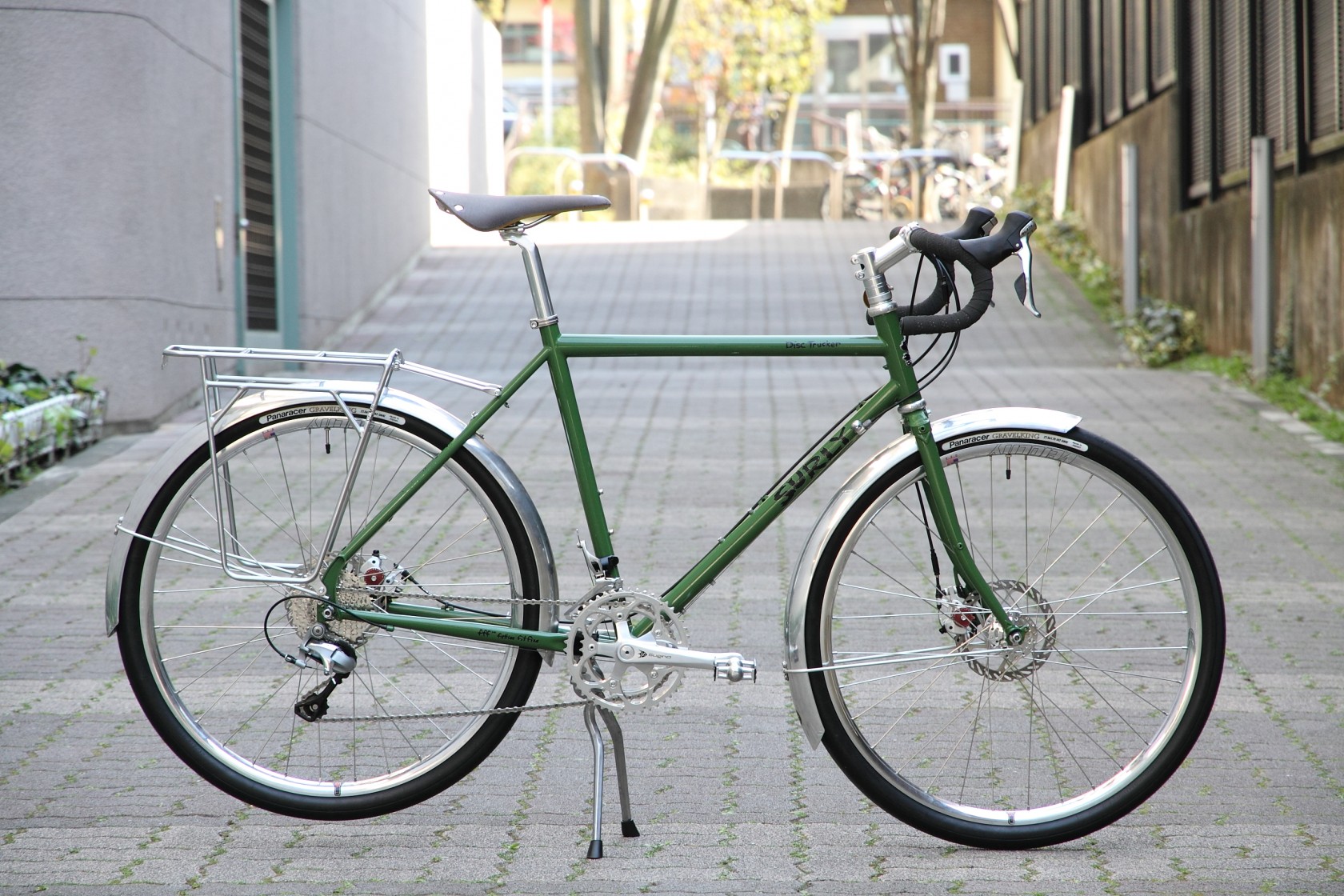 SURLY* disc trucker / BUILT BY BLUE LUG - CUSTOMER'S BIKE CATALOG