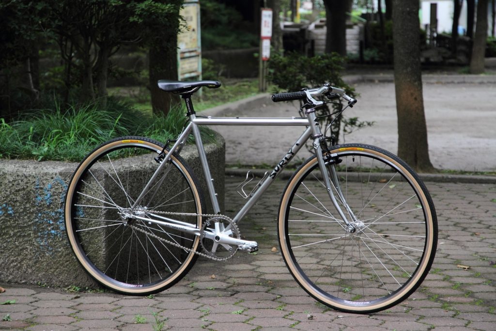 サーリー　1×1 ハブ前後セット 26967.jpg