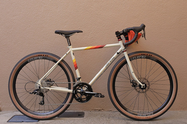 *ALL-CITY* space horse disc / BUILT BY BLUE LUG 