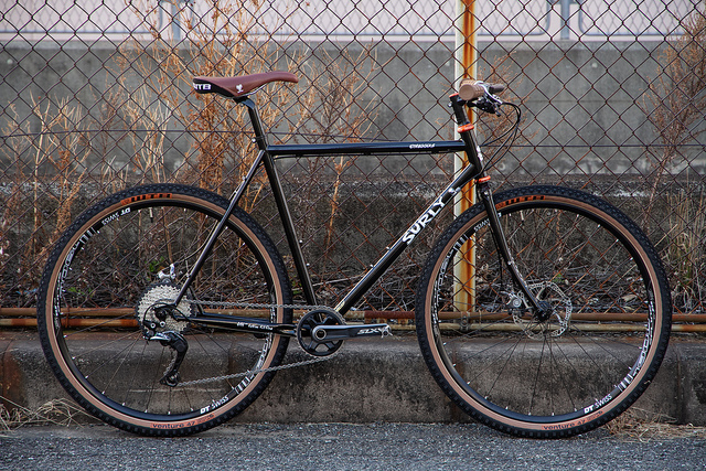 SURLY* straggler / BUILT BY BLUE LUG - CUSTOMER'S BIKE CATALOG