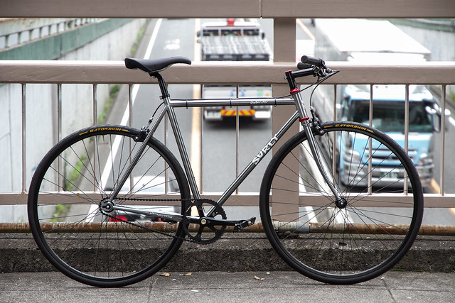 新品半額！WHITEINDUSTRIESグラベルsurlyピストbluelug 新品半額！WHITEINDUSTRIESグラベルsurlyピストbluelug （*SURLY