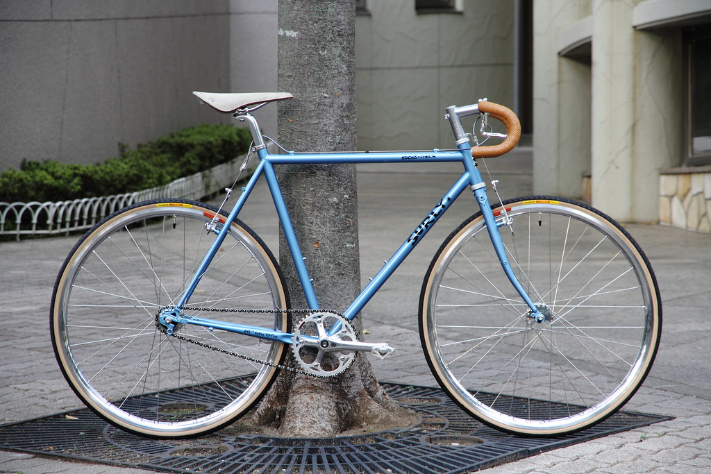 SURLY* cross-check / BUILT BY BLUE LUG - CUSTOMER'S BIKE CATALOG