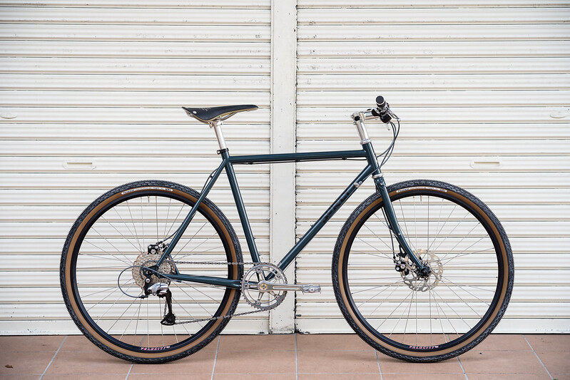 Blue lug Surly 福岡直接取りのみ(福岡県内,北九州市内まで配達可) Blue lug Surly 福岡直接取りのみ(福岡県内,北九州市内まで配達