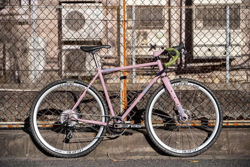 Santa's *CRUST BIKES* bombora × ENVE / BUILT BY BLUE LUG 