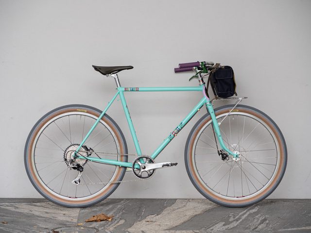 🌴 CRUST BIKES 🌴 NOR'EASTER - BLUE LUG