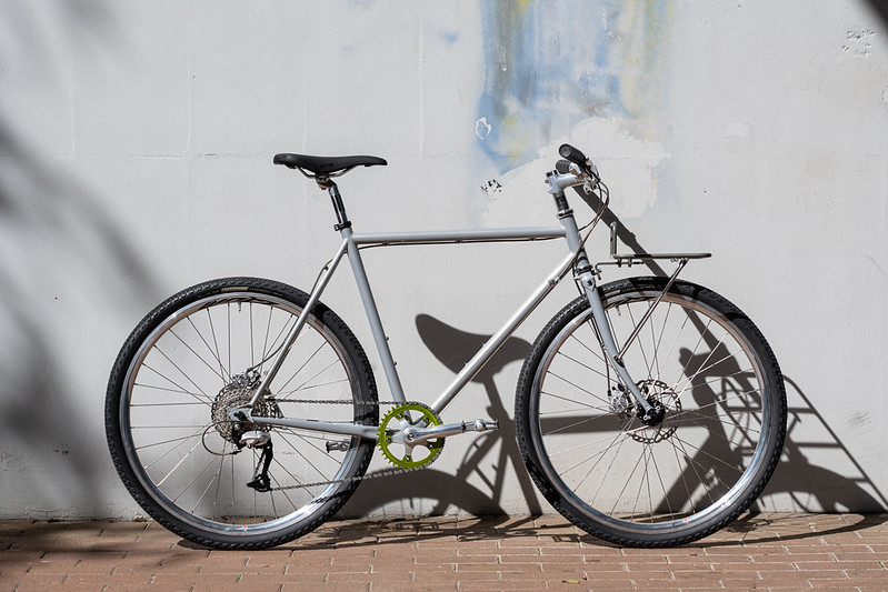 SURLY* straggler / BUILT BY BLUE LUG - CUSTOMER'S BIKE CATALOG