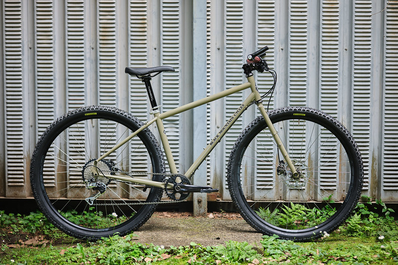 BLACK MOUNTAIN CYCLES* la cabra V2 / BUILT BY BLUE LUG
