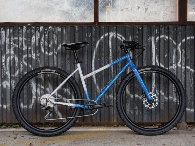 🌴 CRUST BIKES 🌴 EVASION LITE - BLUE LUG