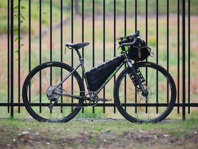 🌴 CRUST BIKES 🌴 EVASION LITE - BLUE LUG