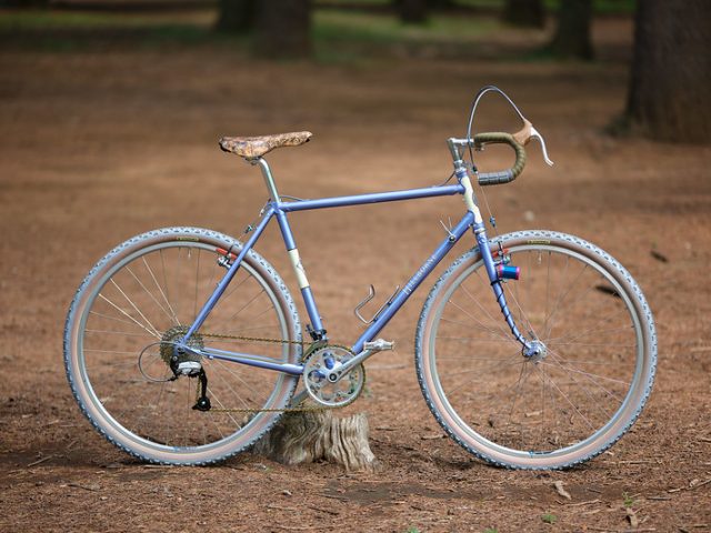 RIVENDELL BICYCLE WORKS - BLUE LUG