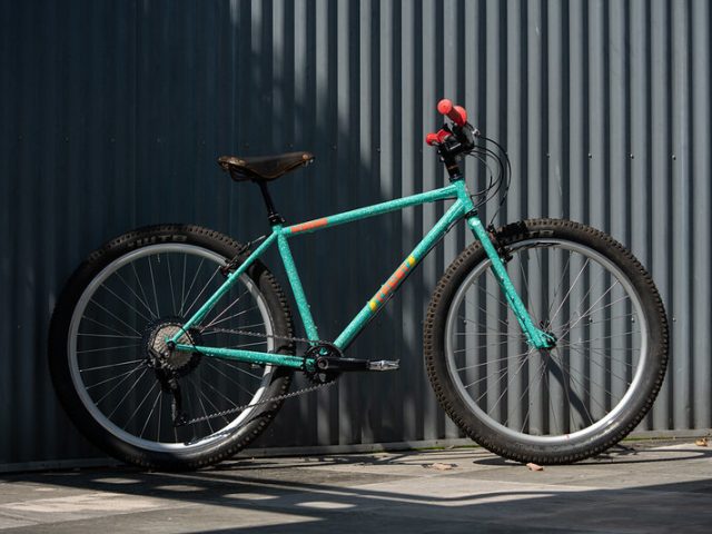 🌴 CRUST BIKES 🌴 WOMBAT - BLUE LUG