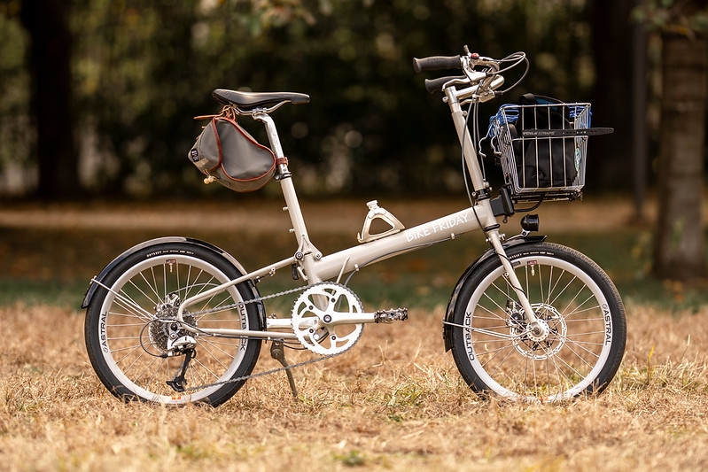 BIKE FRIDAY* new world tourist pro / BUILT BY BLUE LUG