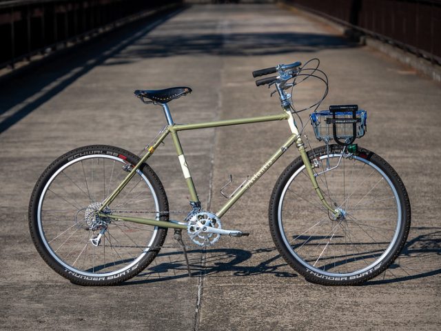 RIVENDELL BICYCLE WORKS - BLUE LUG