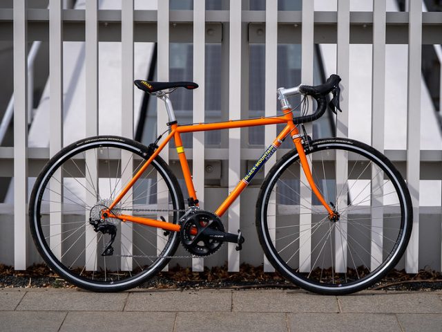 BLACK MOUNTAIN CYCLES - BLUE LUG