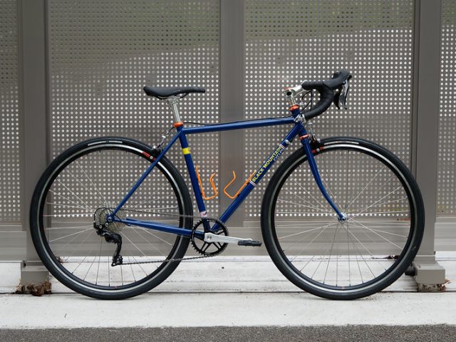 BLACK MOUNTAIN CYCLES - BLUE LUG