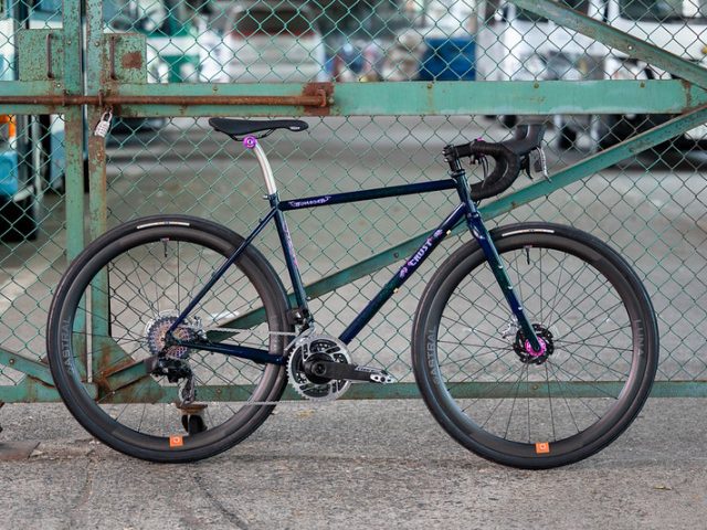 🌴 CRUST BIKES 🌴 - BLUE LUG