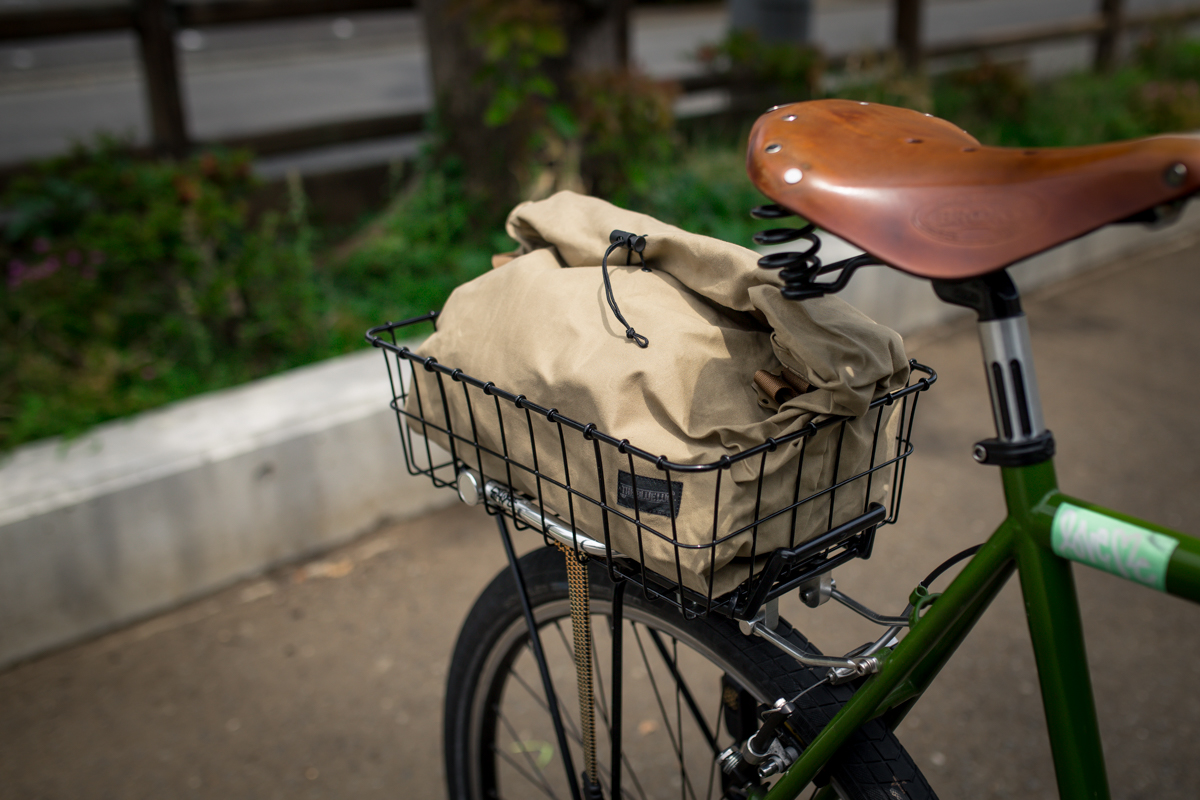 セールの時期に安く購入 REALM basket tote ブルーラグ WALD 137 - 自転車