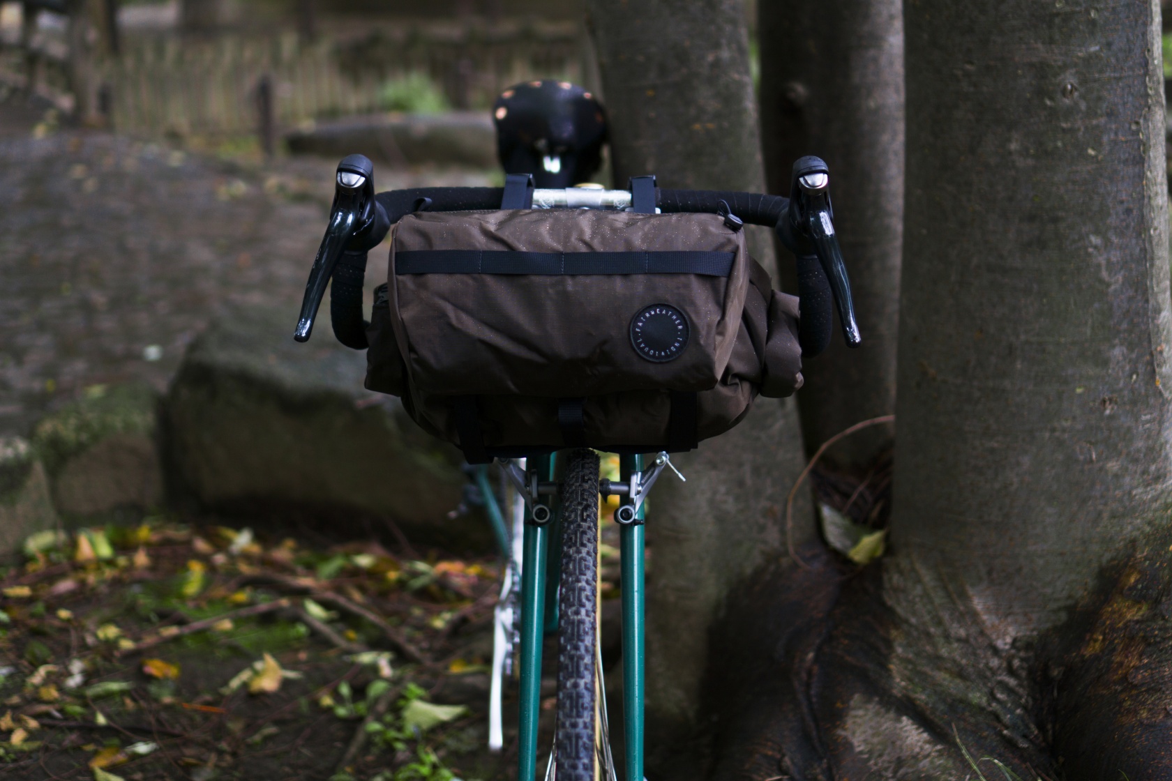 Fairweather Handlebar Bag Plus - BLUE LUG BLOG