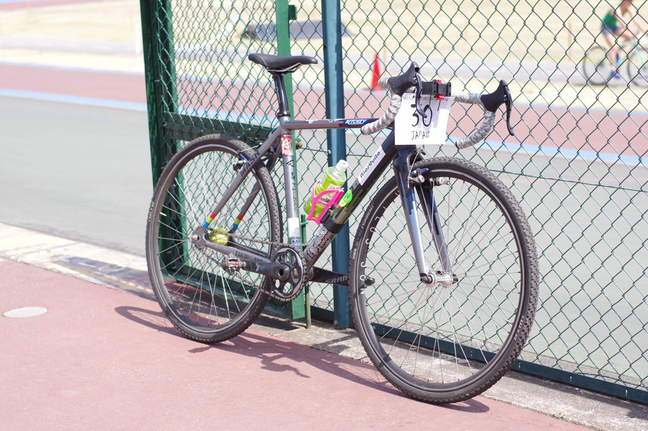 blue cyclocross bike