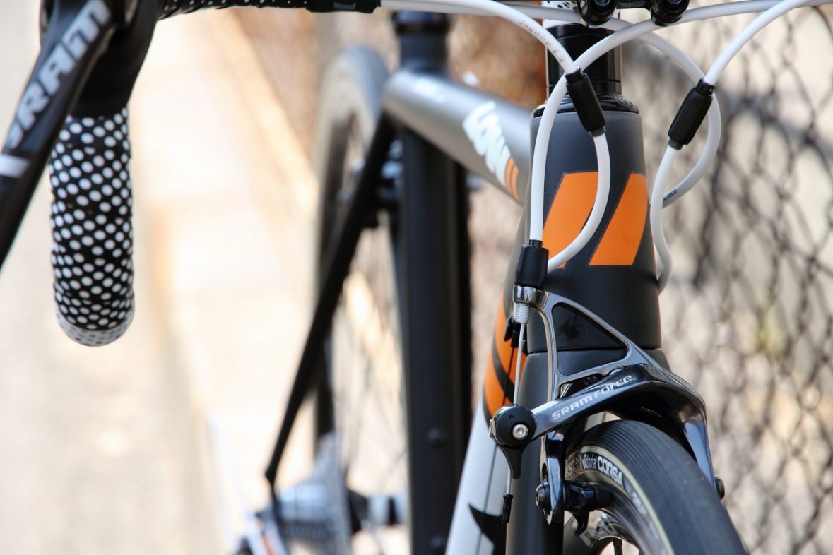 erima ウィンドブレーカー 自転車ロードバイク ドイツ製 グラフィック ロードバイク。 - BLUE LUG BLOG | 自転車店 ブルーラグ