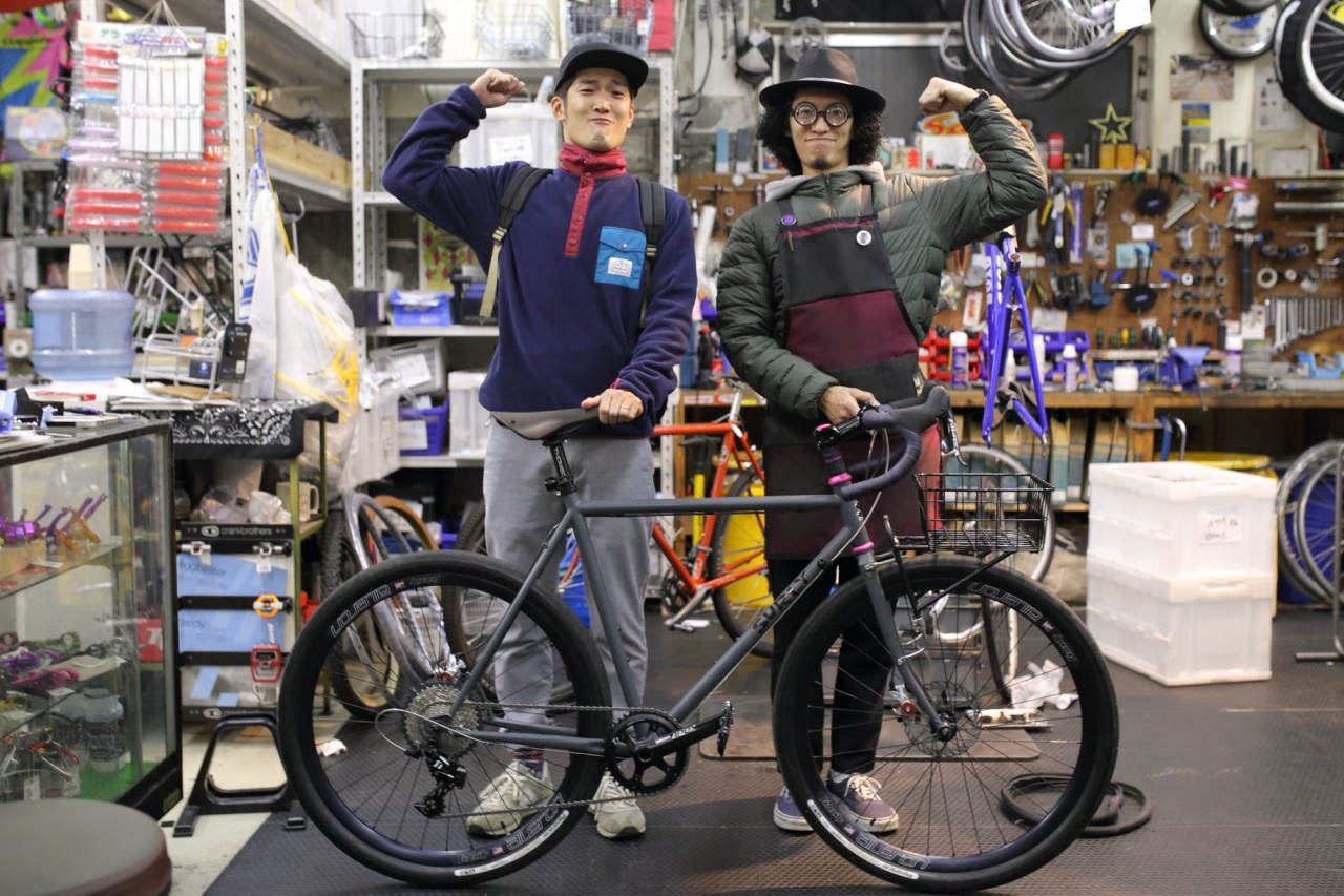タイヤに魅せられバイクを組んじゃう - BLUE LUG BLOG | 自転車店