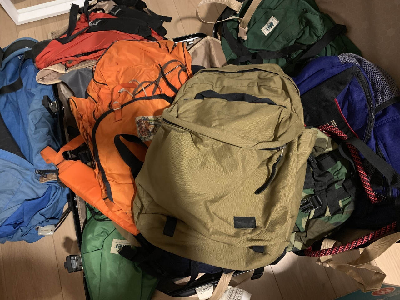 整頓と熟成とコンテナと - BLUE LUG BLOG | 自転車店 ブルーラグ
