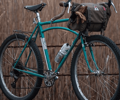 彼の愛機でもある - BLUE LUG STAFF REVIEW | 自転車店