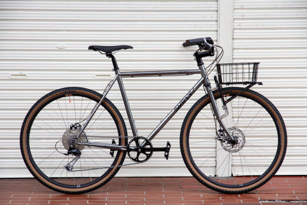 STRAGGLERとTROLL、マルチな2台をご紹介。 - BLUE LUG BLOG | 自転車店