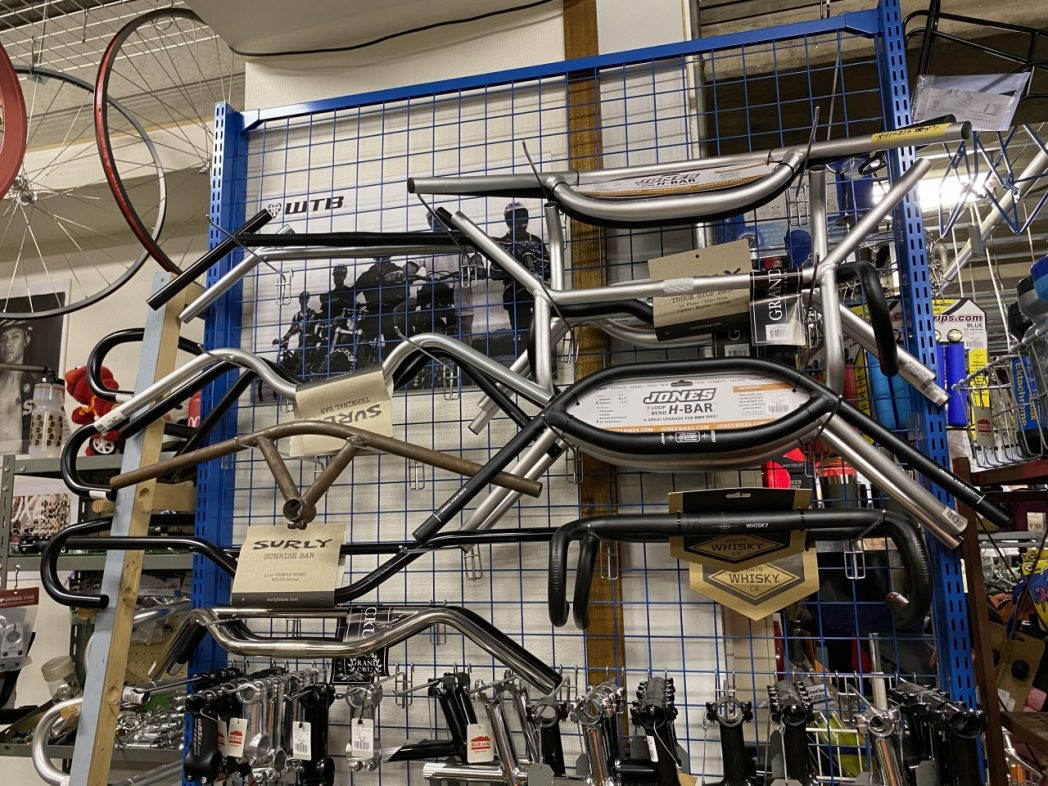 VELOORANGEのハンドル。(と謎のグリップ…) - BLUE LUG BLOG | 自転車店