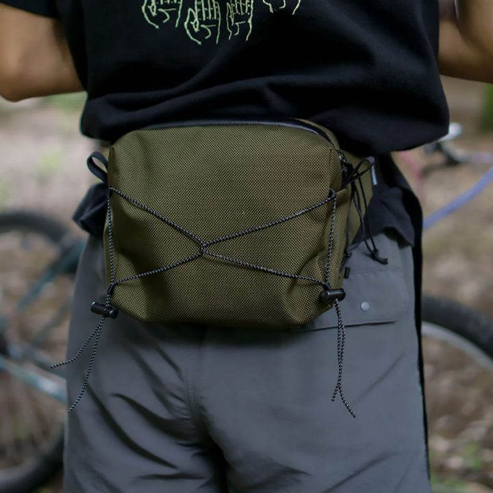 Lug fanny online pack