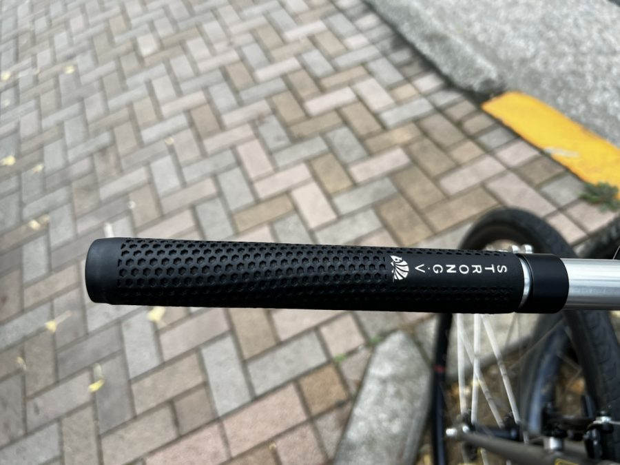 Poignées Vélo Lizard Skins Machine Single Lock-On - Design Antidérapant Avec Motif Gaufré - Pour Une Prise Ferme Et Durable