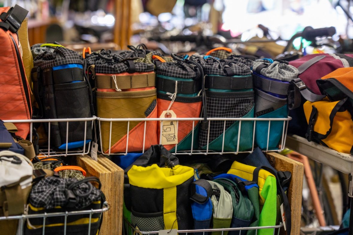 自転車ポーチ　YANCO blue lug YANCO - BLUE LUG BLOG | 自転車店 ブルーラグ スタッフブログ