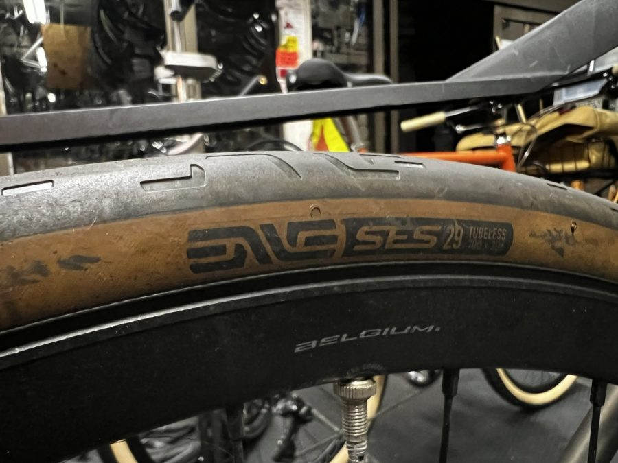 Enve sales ses tyres