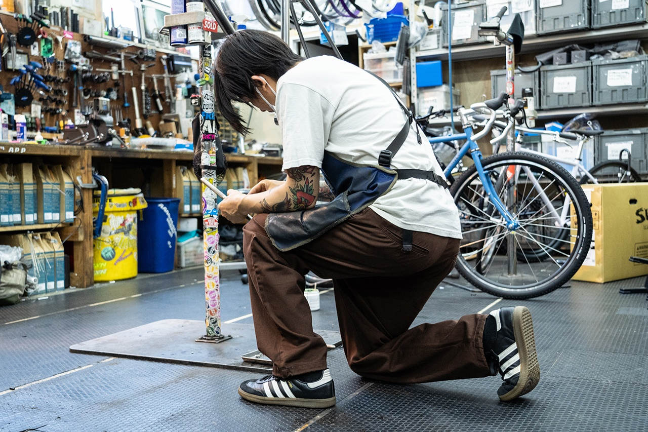 人気の激安販壳 UTS×PWA×Blue Lug BIKE CHINO オリーブ Mサイズ - メンズ