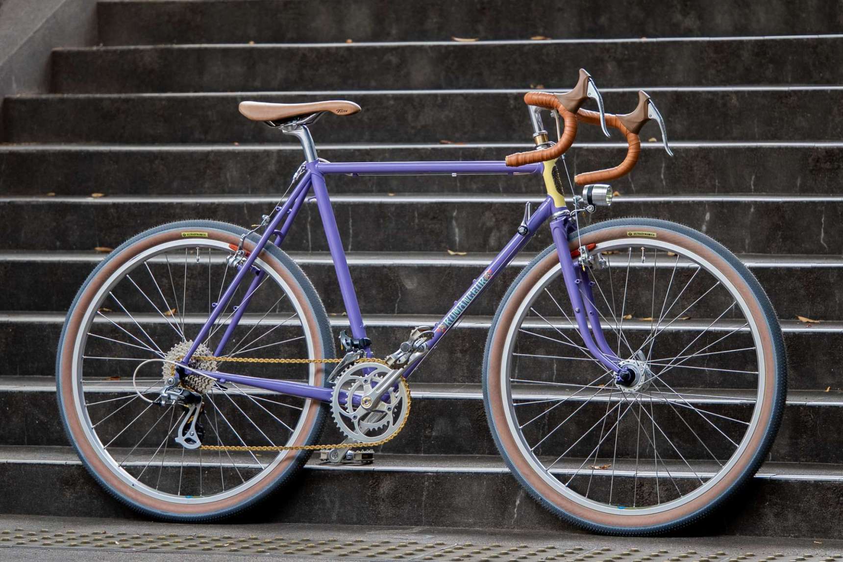 最安値 SUPREME Blue Lug ブルーラグ Supreme シュプリーム 2025SS