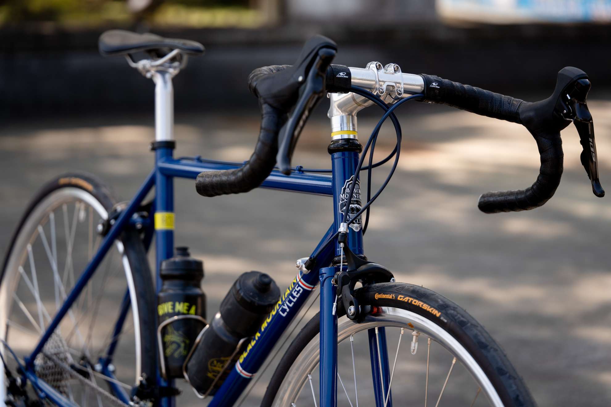 やっぱりOG、BlackMountainCyclesバイクチェック - BLUE LUG BLOG