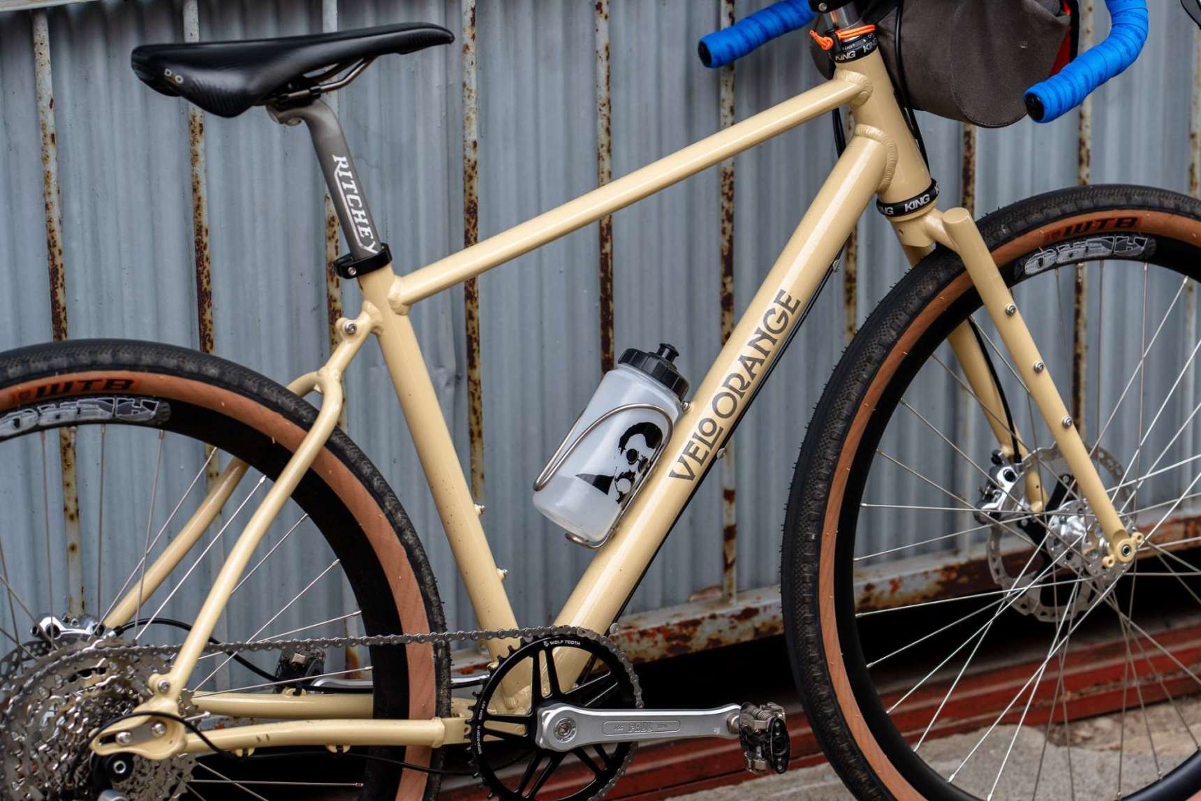 VELO ORANGEのchessieを組みました。 - BLUE LUG BLOG | 自転車店
