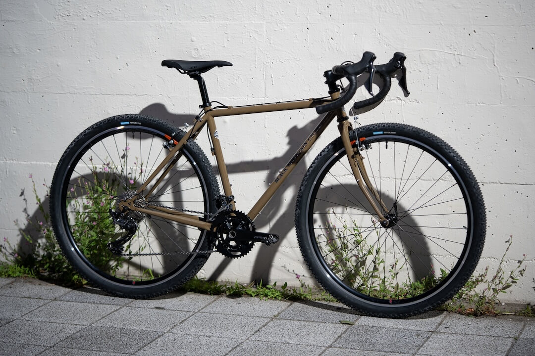 BLACK MOUNTAIN CYCLES - BLUE LUG