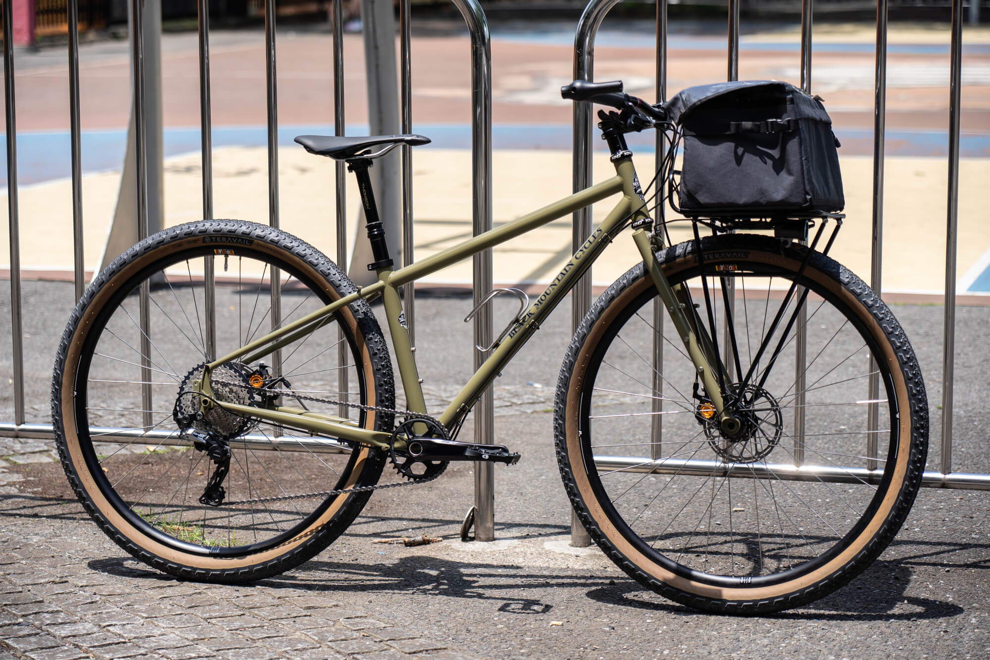 BLACK MOUNTAIN CYCLES - BLUE LUG