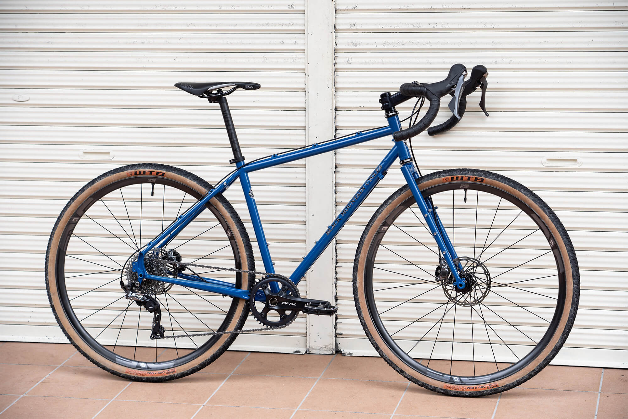 BLACK MOUNTAIN CYCLES - BLUE LUG