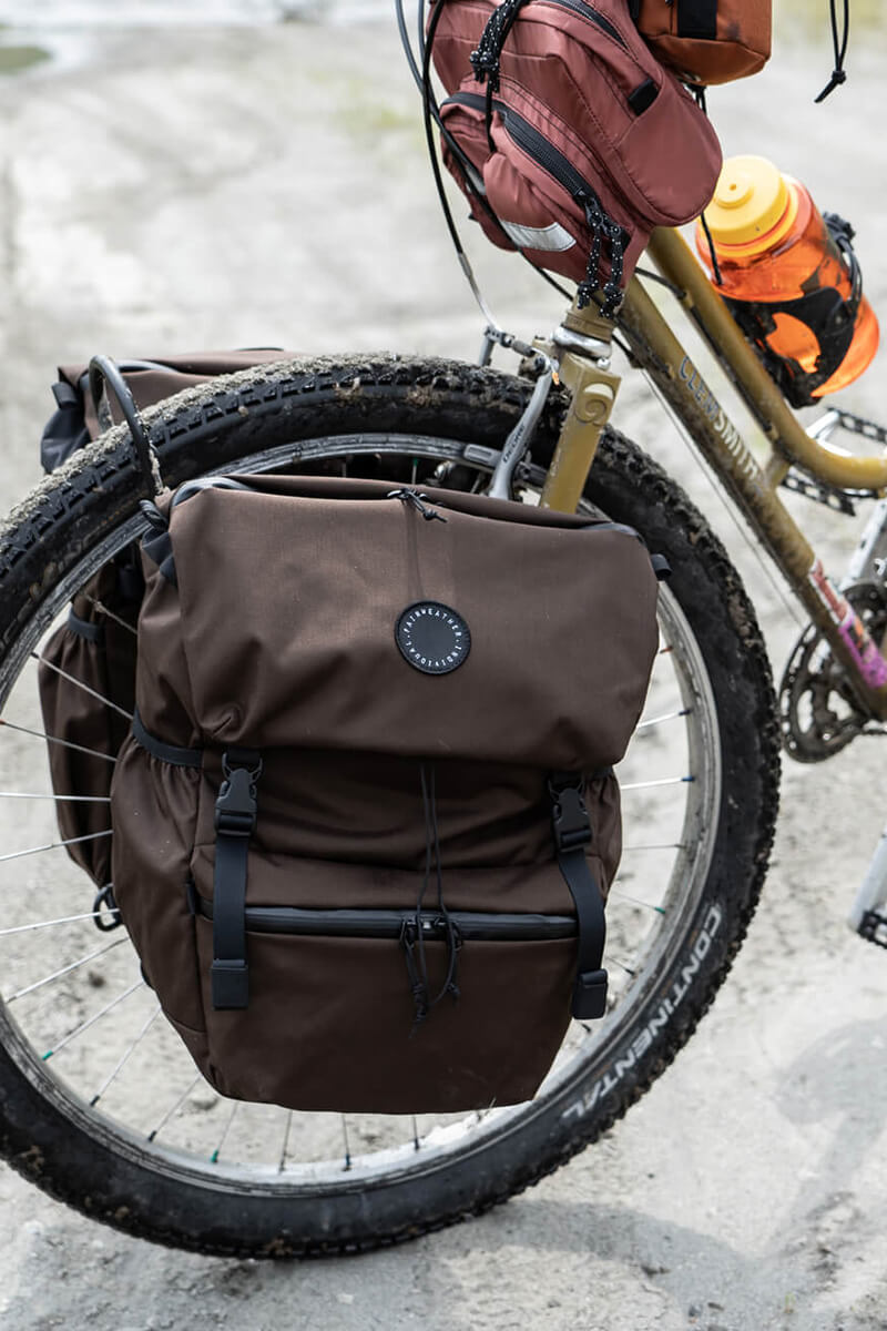 Flaptop Pannier - FAIRWEATHER BIKE BAG CATALOG || BLUE LUG