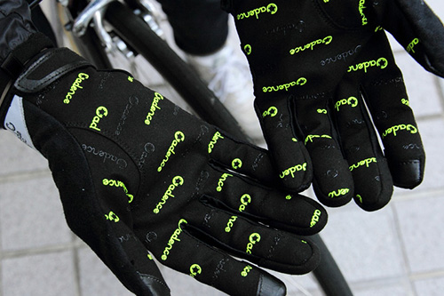 CADENCE GLOVE