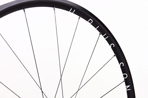 H PLUS SONの隠し球。