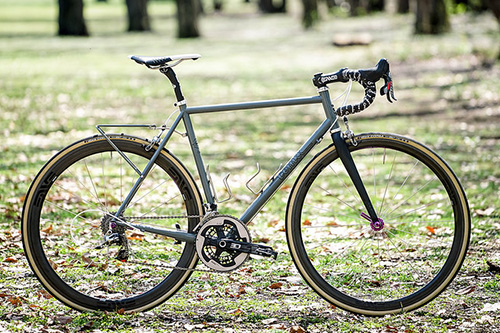 TOMII CYCLES – CANVAS