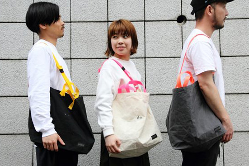新色、新素材な137 TOTE