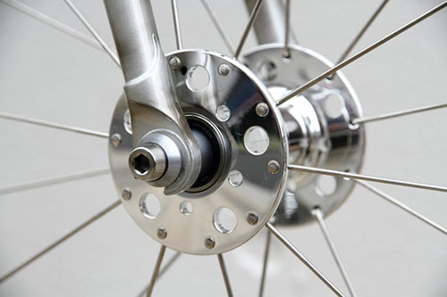 *H PLUS SON × PHILWOOD* 20h/24h pro track wheel